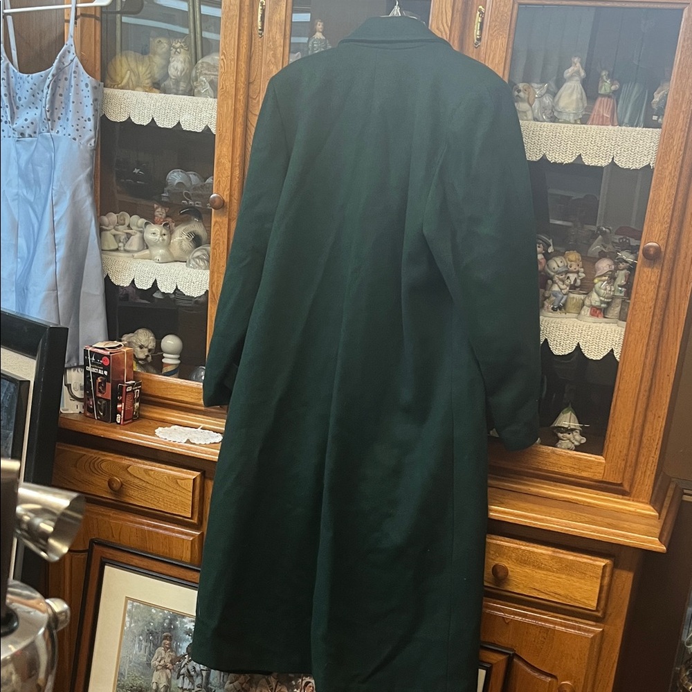 Chic Forest Green Double-Breasted Trench Coat - Picture 3 of 6